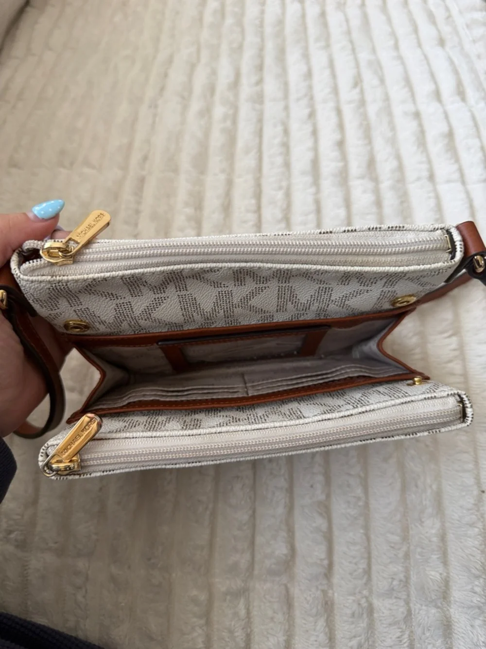 Michael Kors Fulton Crossbody with Brown Strap and Gold MK Medallion - Picture 7 of 8